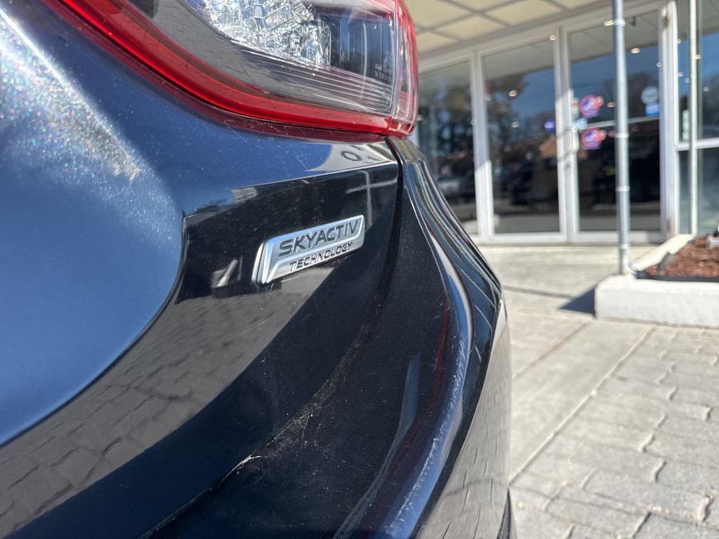 used 2015 Mazda Mazda6 car, priced at $10,999