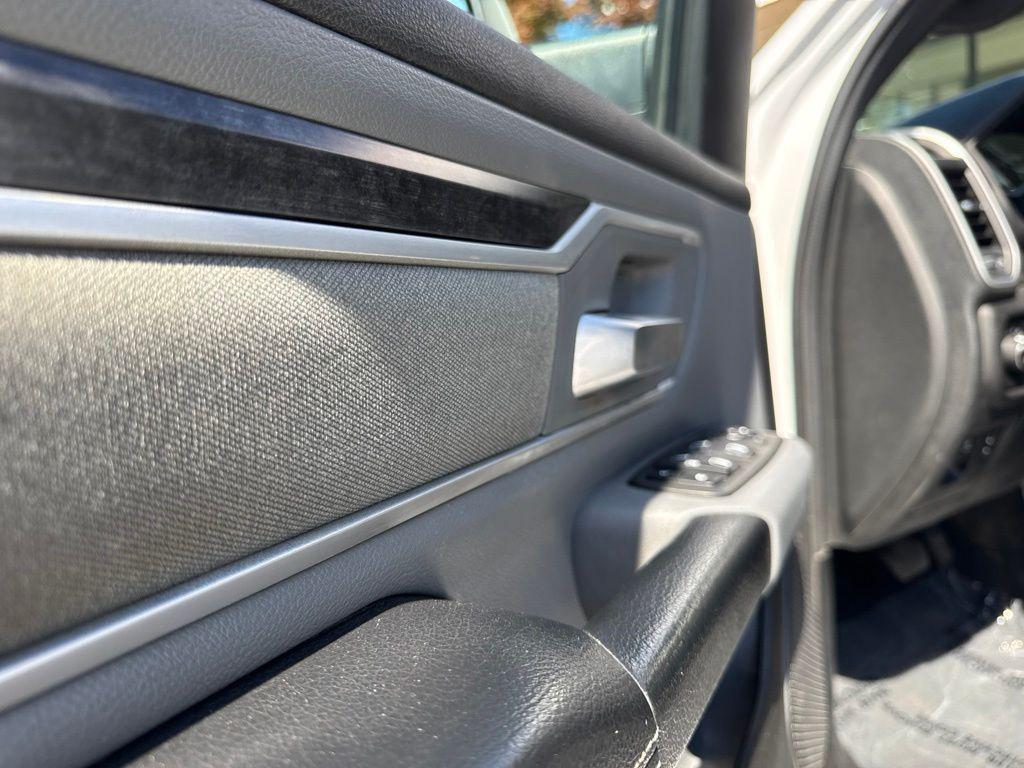used 2022 Ram 1500 car, priced at $23,658