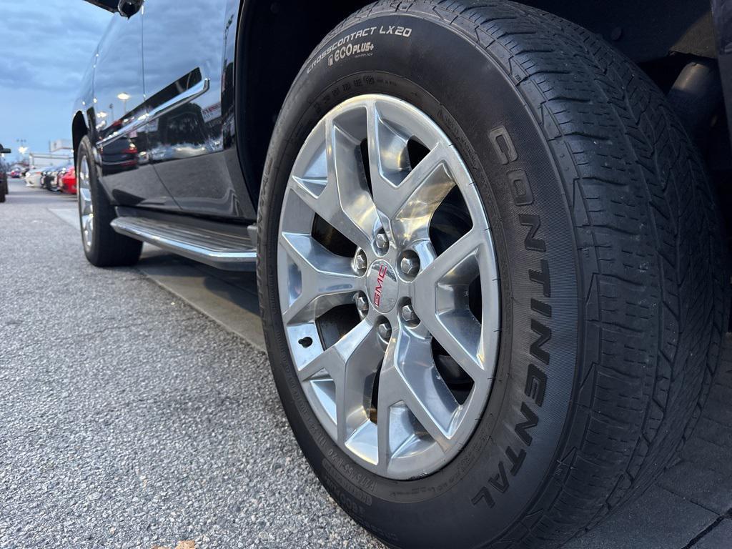 used 2016 GMC Yukon car, priced at $16,999