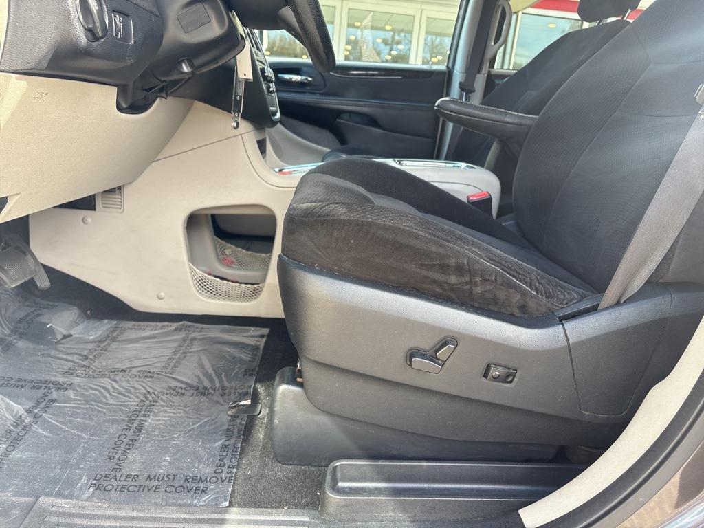 used 2016 Dodge Grand Caravan car, priced at $6,500