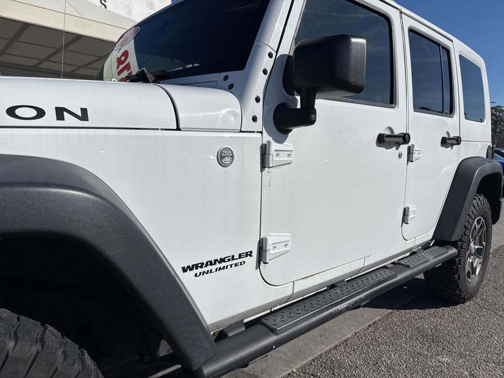 used 2015 Jeep Wrangler Unlimited car, priced at $15,999