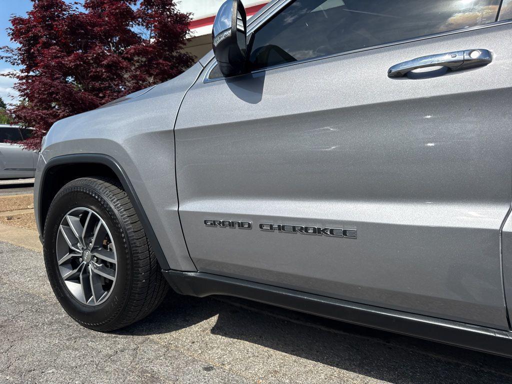 used 2018 Jeep Grand Cherokee car, priced at $11,500