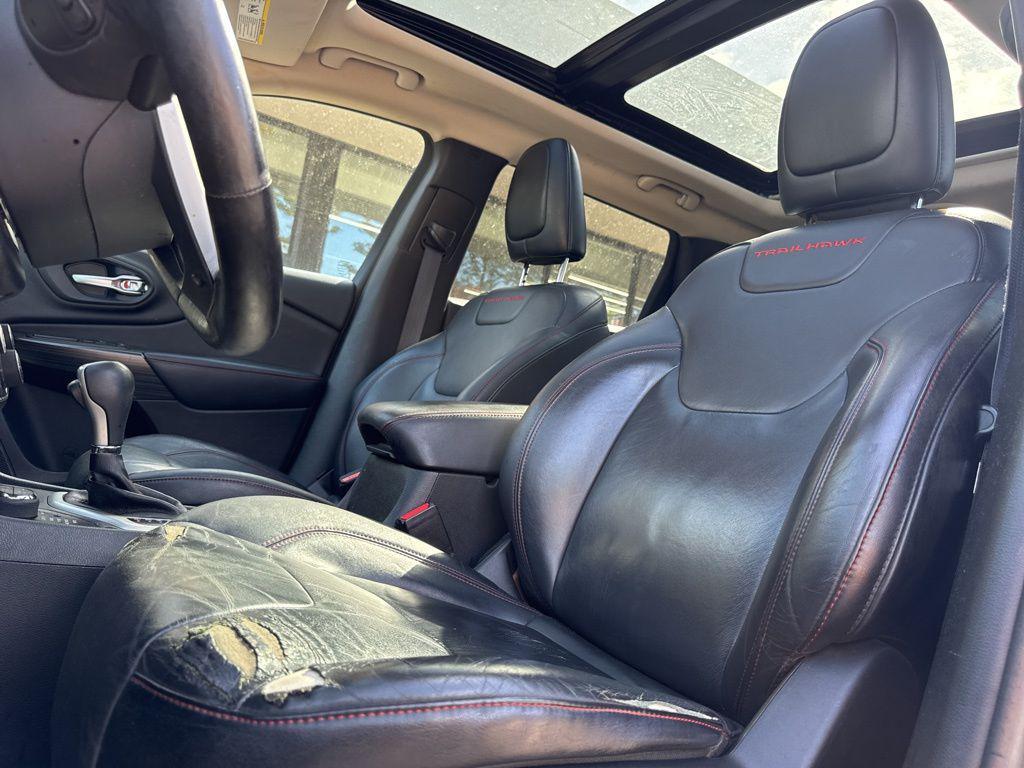 used 2014 Jeep Cherokee car, priced at $10,999