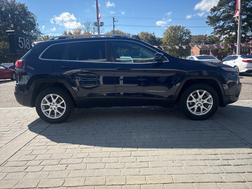 used 2015 Jeep Cherokee car, priced at $6,500