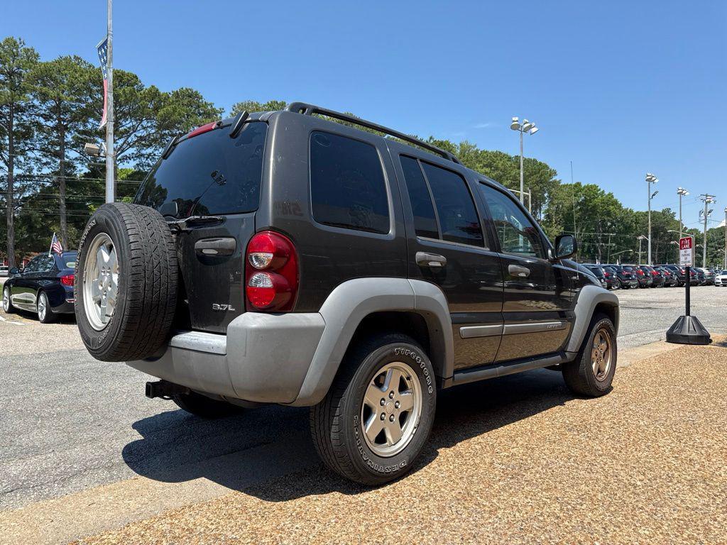 used 2005 Jeep Liberty car, priced at $3,999