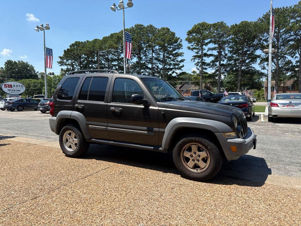 used 2005 Jeep Liberty car, priced at $3,999