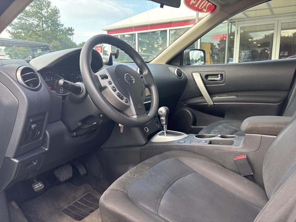 used 2014 Nissan Rogue Select car, priced at $4,000