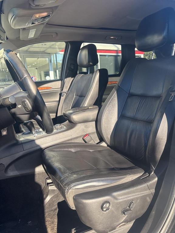 used 2012 Jeep Grand Cherokee car, priced at $5,999