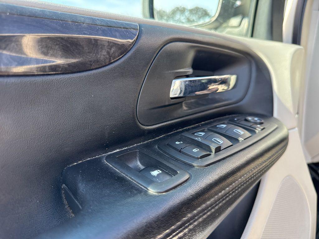 used 2011 Dodge Grand Caravan car, priced at $7,500