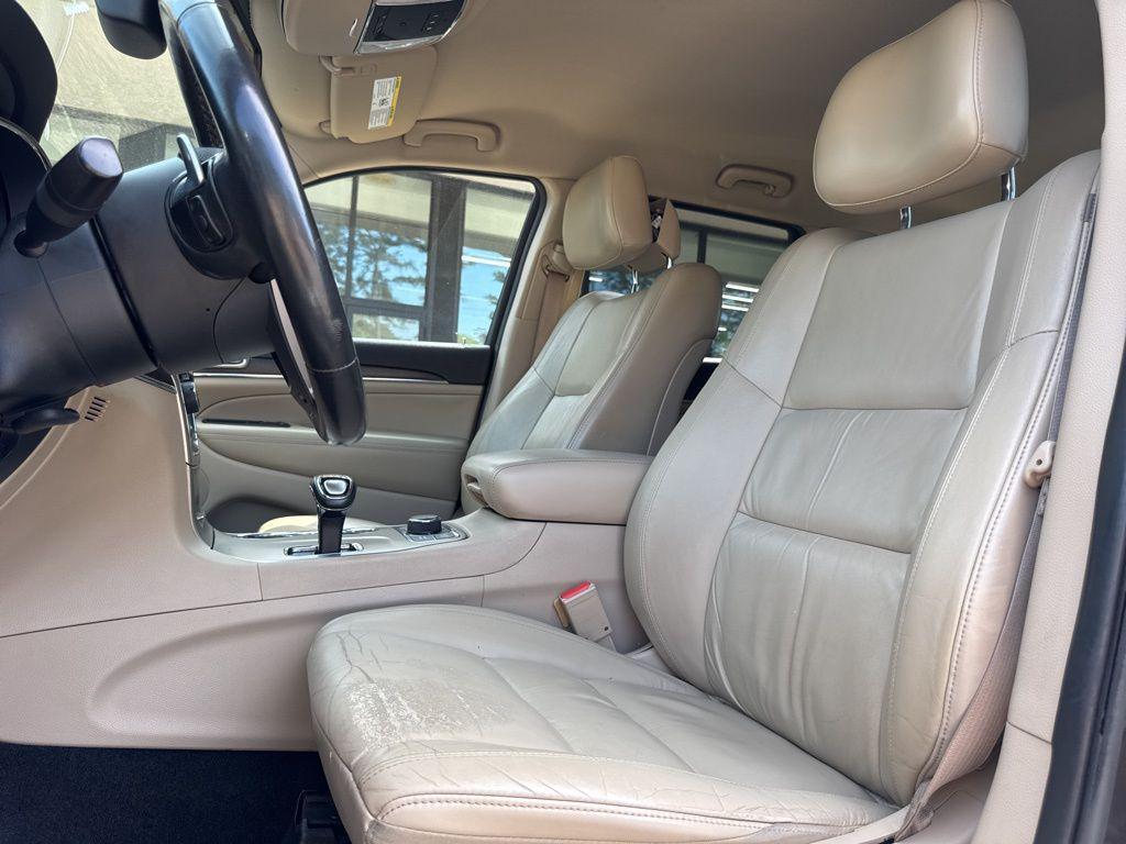 used 2015 Jeep Grand Cherokee car, priced at $7,999