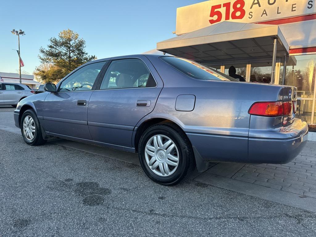 used 2000 Toyota Camry car, priced at $4,500