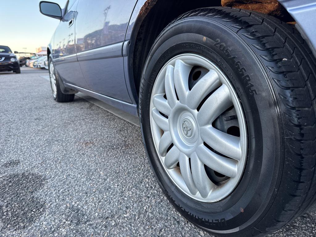 used 2000 Toyota Camry car, priced at $4,500