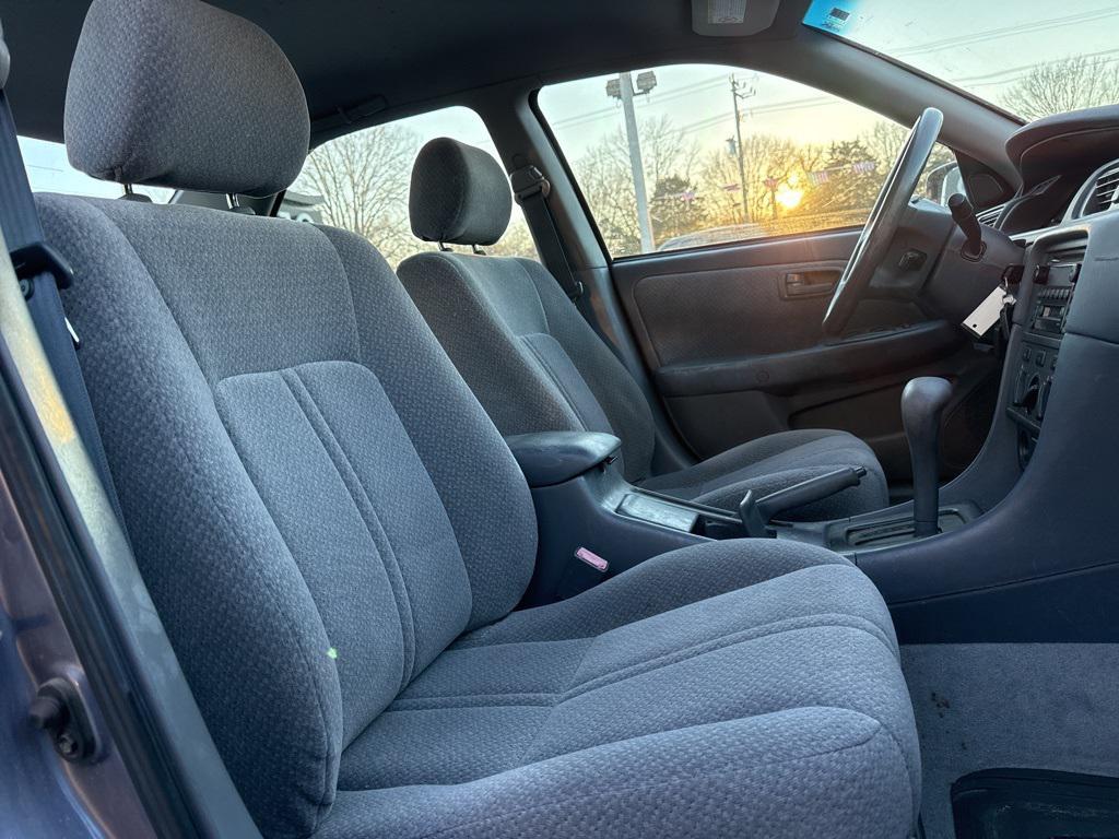 used 2000 Toyota Camry car, priced at $4,500