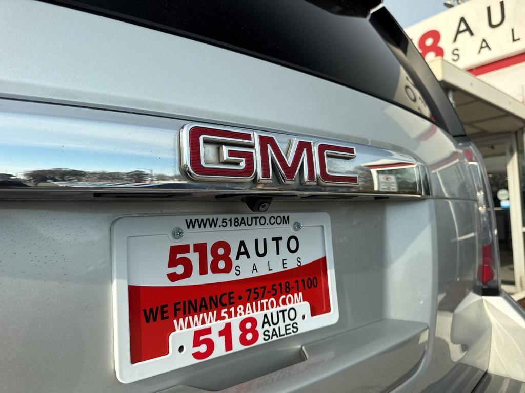 used 2015 GMC Yukon XL car, priced at $14,999