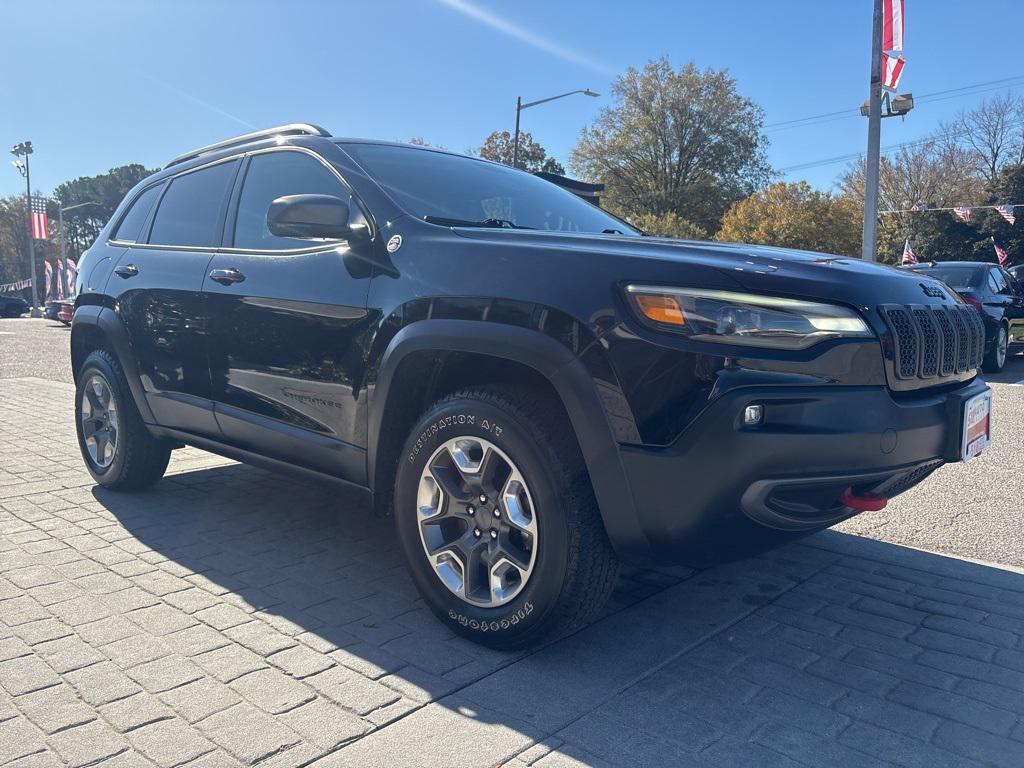 used 2019 Jeep Cherokee car, priced at $17,500