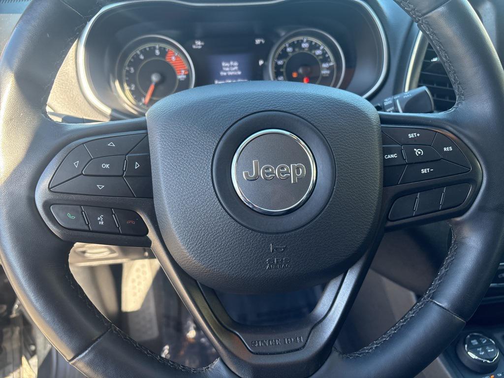 used 2019 Jeep Cherokee car, priced at $17,500