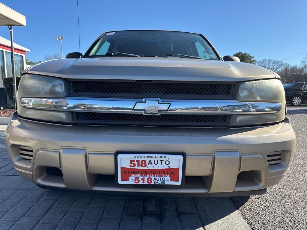 used 2004 Chevrolet TrailBlazer car, priced at $4,500