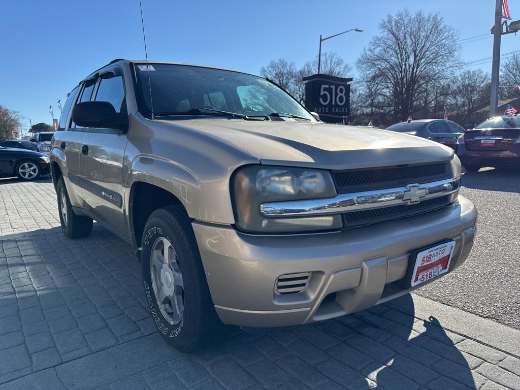 used 2004 Chevrolet TrailBlazer car, priced at $4,500