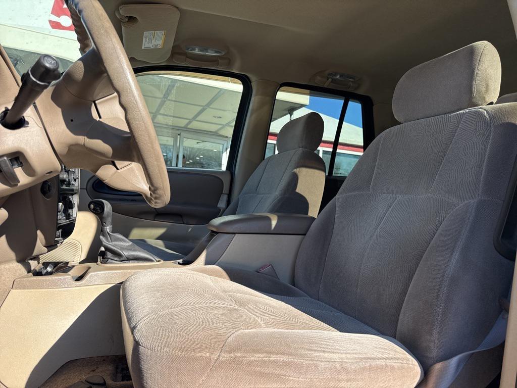 used 2004 Chevrolet TrailBlazer car, priced at $4,500