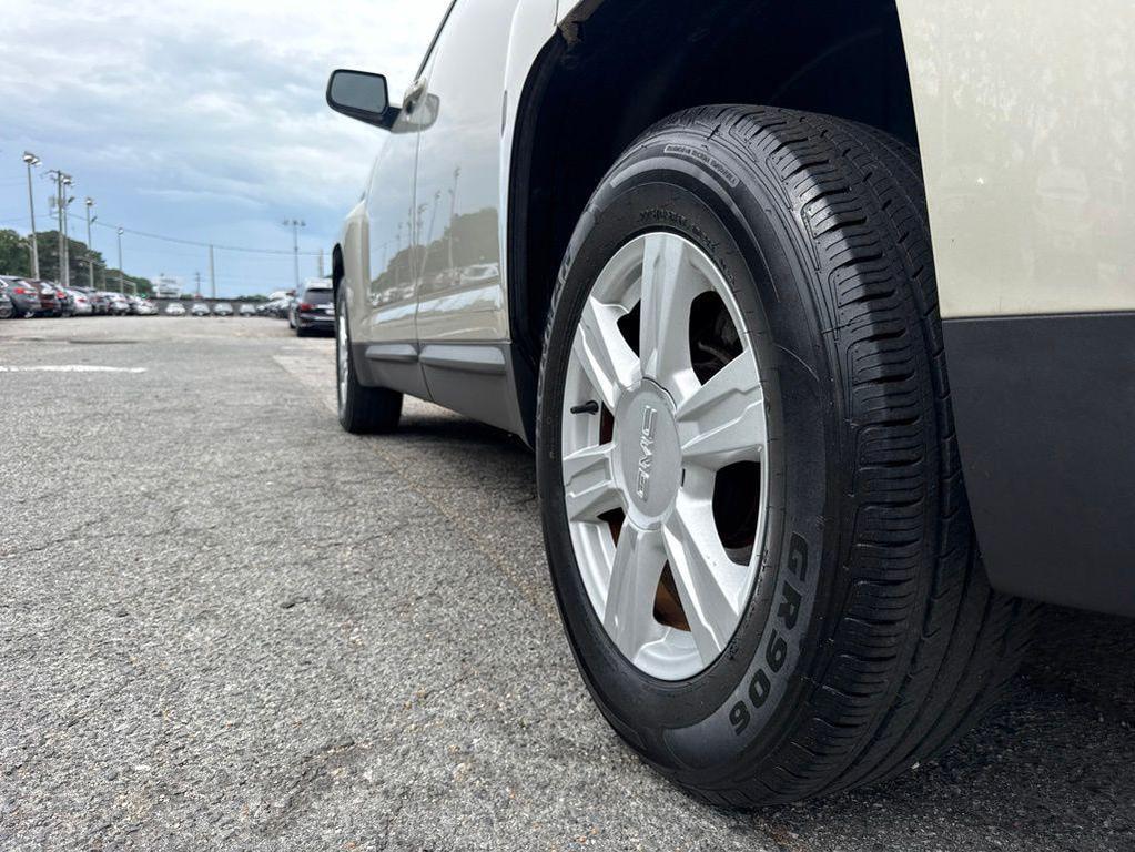 used 2015 GMC Terrain car, priced at $8,500