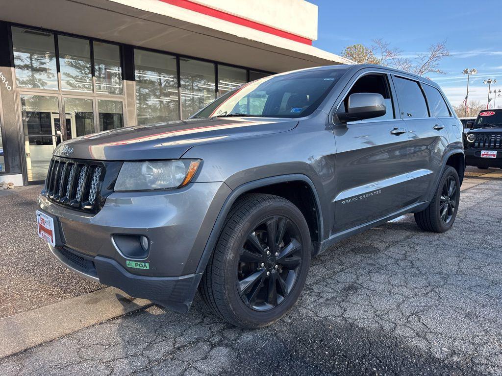 used 2013 Jeep Grand Cherokee car, priced at $10,999