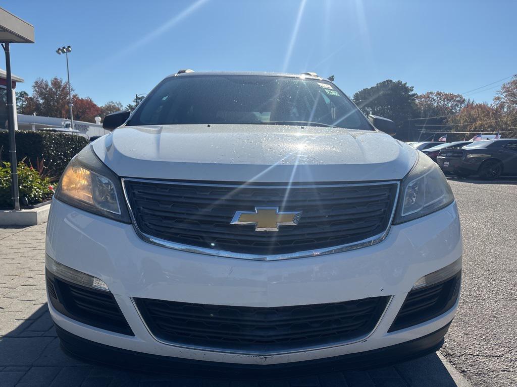 used 2014 Chevrolet Traverse car, priced at $7,500