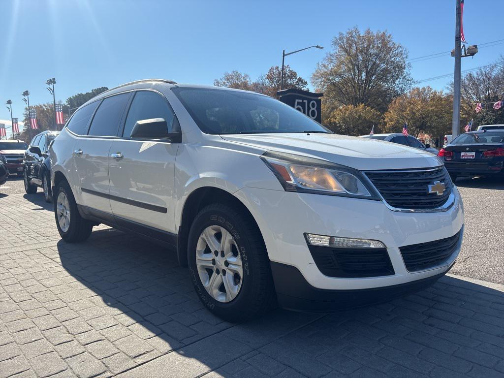 used 2014 Chevrolet Traverse car, priced at $7,500
