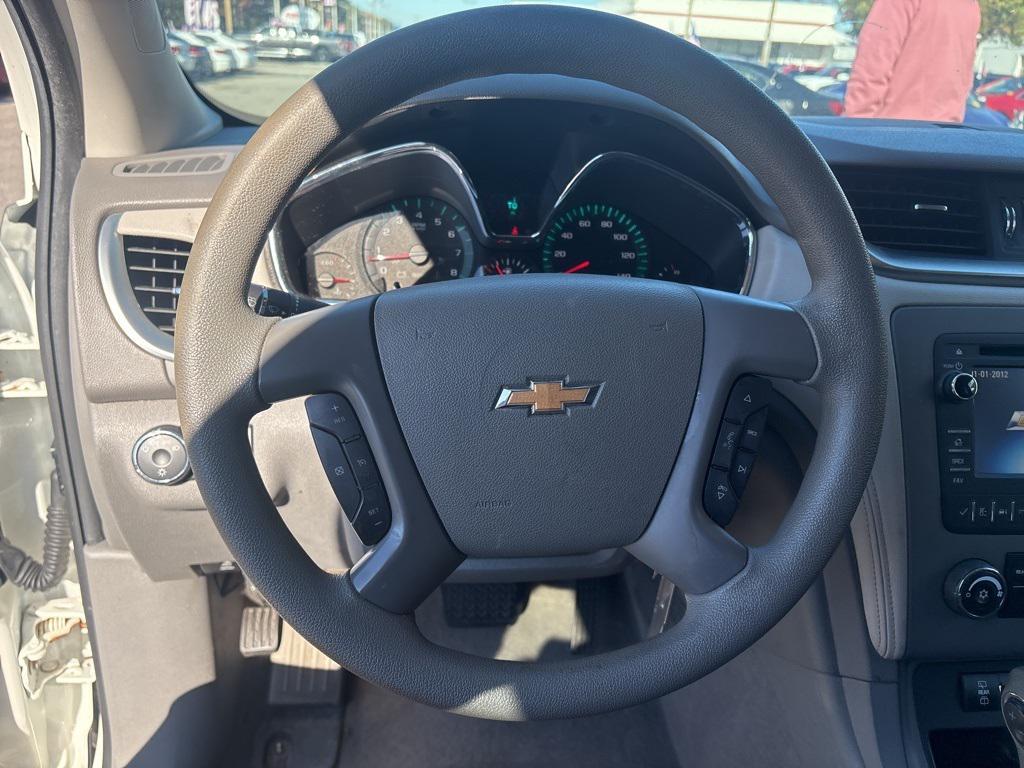 used 2014 Chevrolet Traverse car, priced at $7,500