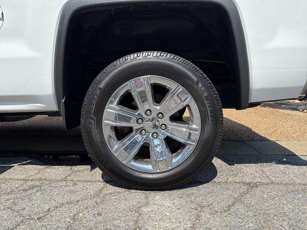 used 2017 GMC Sierra 1500 car, priced at $28,999