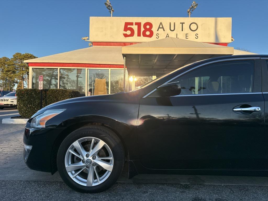 used 2013 Nissan Altima car, priced at $7,999