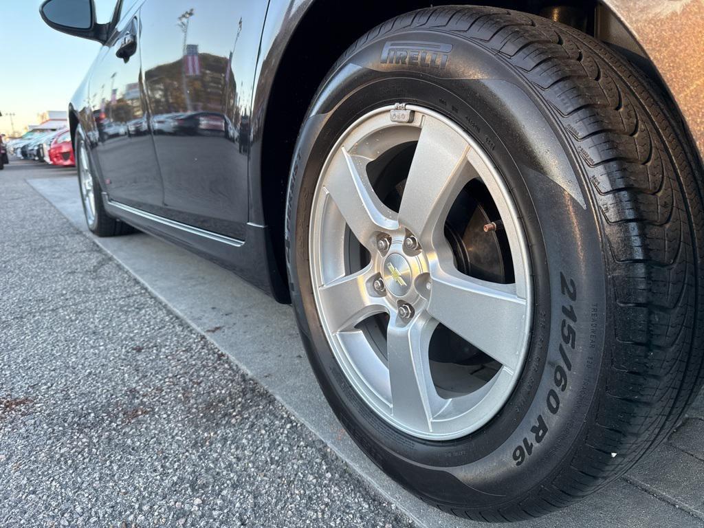 used 2015 Chevrolet Cruze car, priced at $9,999
