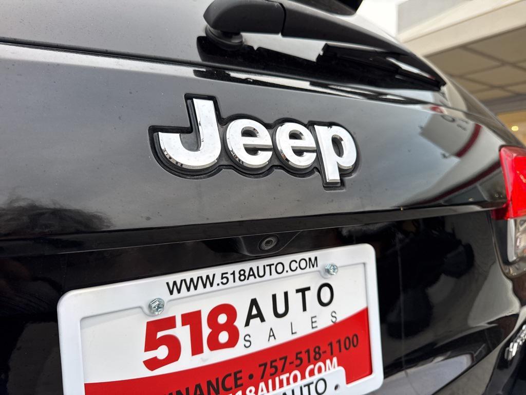 used 2019 Jeep Grand Cherokee car, priced at $12,500