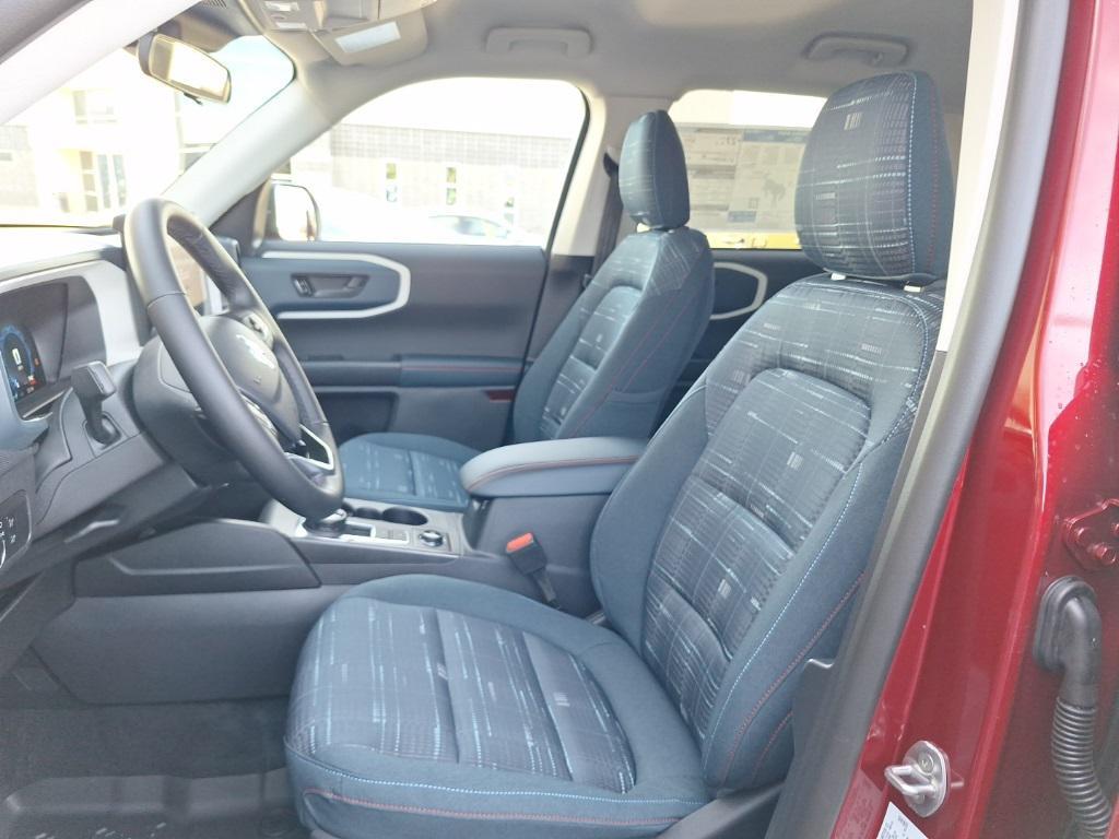 new 2025 Ford Bronco Sport car, priced at $35,000
