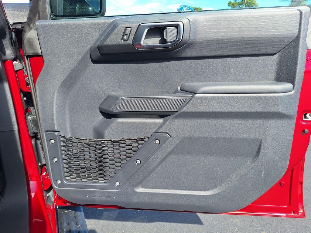 new 2025 Ford Bronco car, priced at $43,891