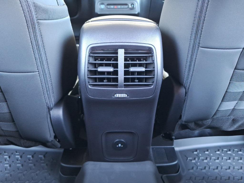 new 2025 Ford Bronco Sport car, priced at $32,000