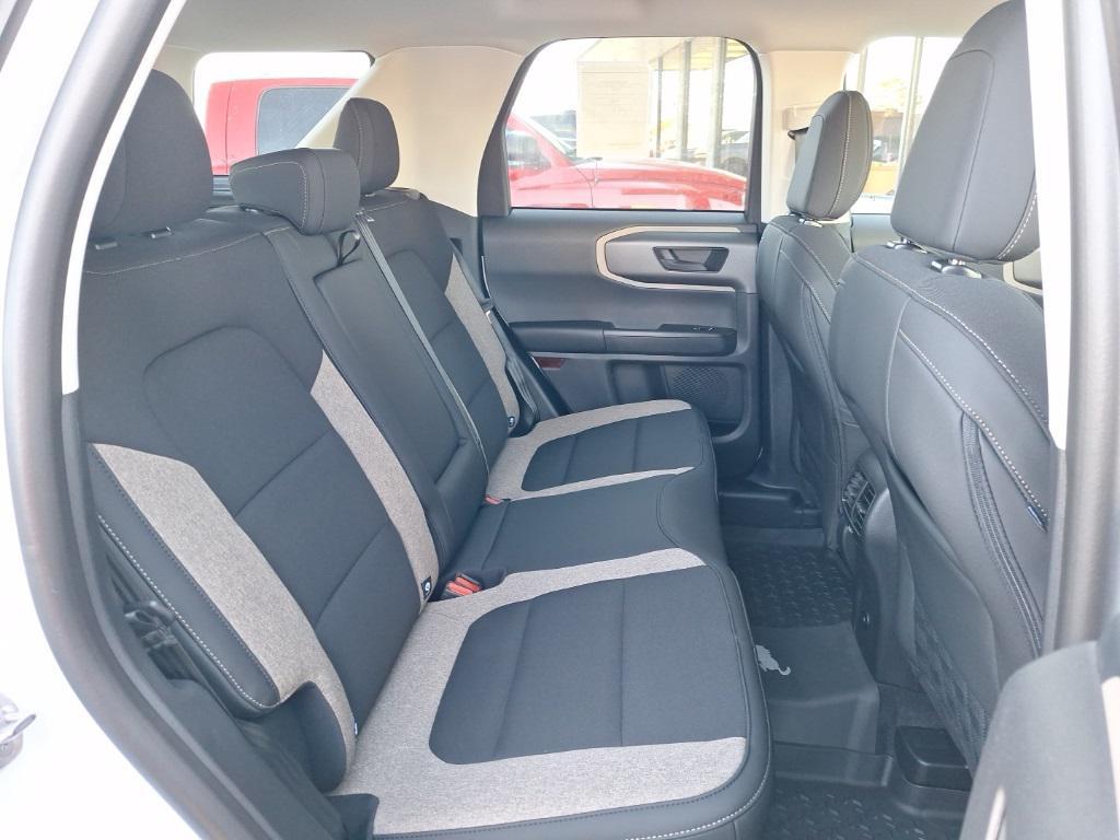 new 2025 Ford Bronco Sport car, priced at $32,000