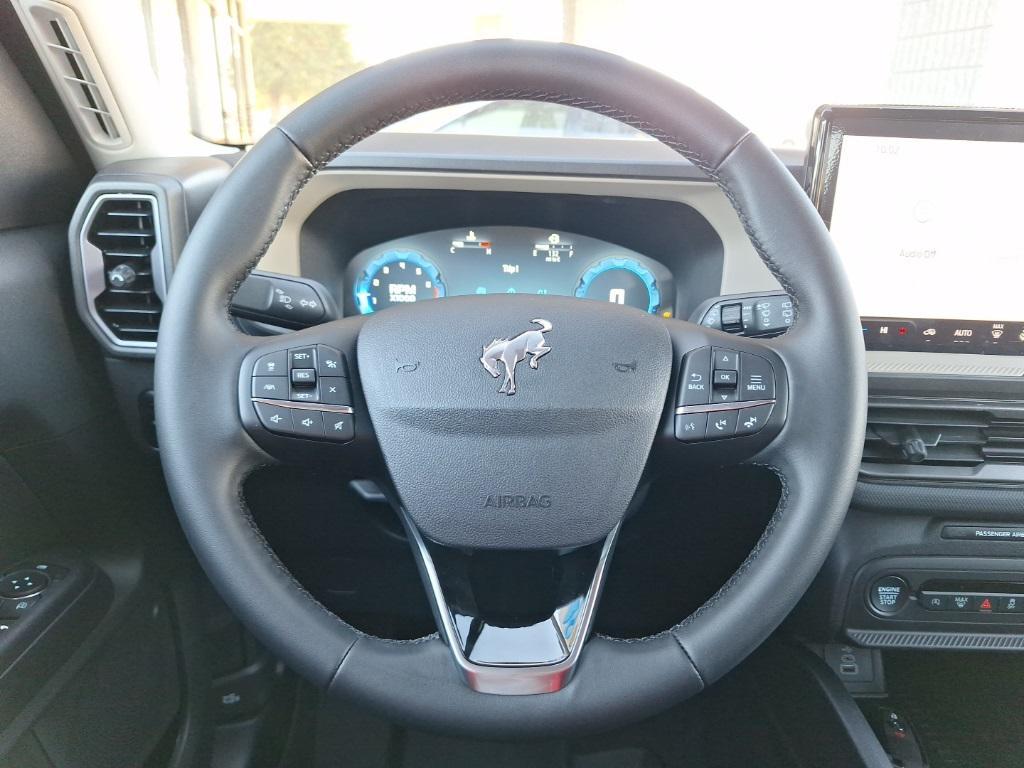 new 2025 Ford Bronco Sport car, priced at $32,000