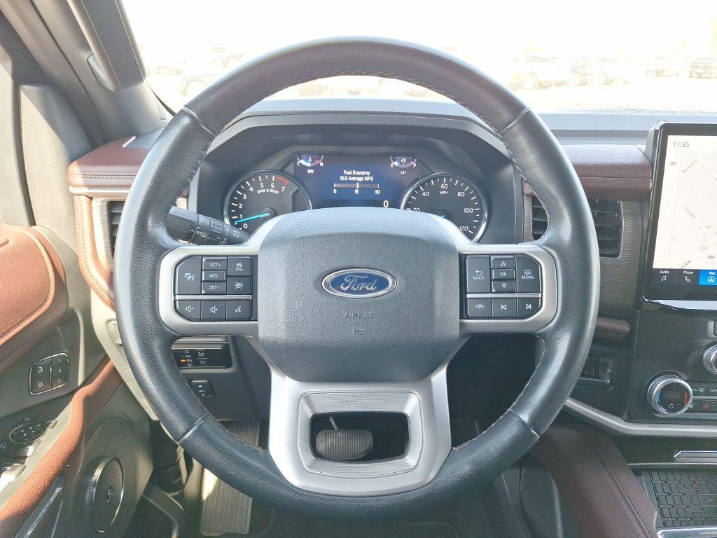 used 2024 Ford Expedition car, priced at $43,538