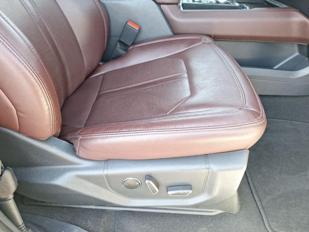 used 2024 Ford Expedition car, priced at $43,538