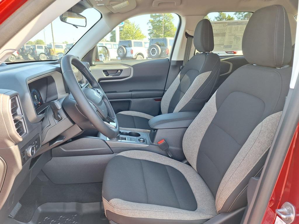 new 2025 Ford Bronco Sport car, priced at $31,000