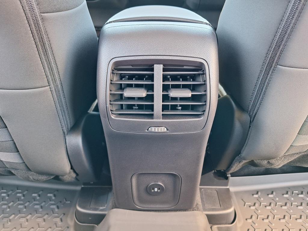 new 2025 Ford Bronco Sport car, priced at $31,000