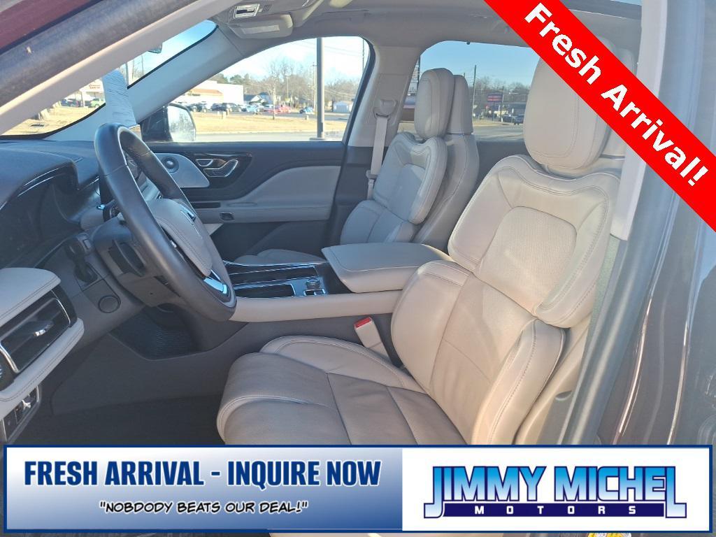 used 2023 Lincoln Aviator car, priced at $49,488