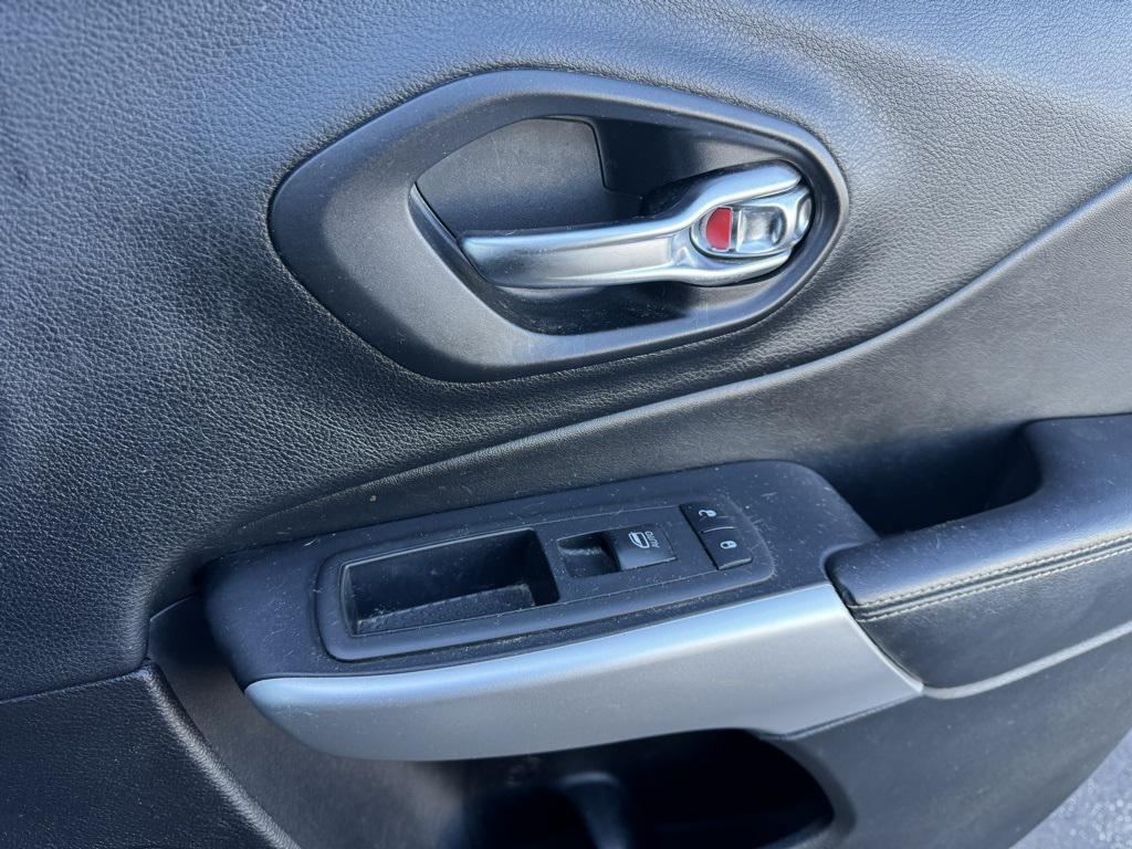 used 2018 Jeep Cherokee car, priced at $8,500