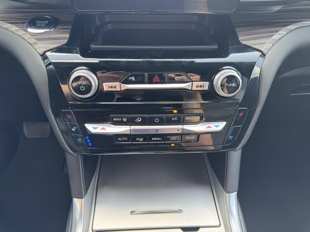 used 2023 Ford Explorer car, priced at $28,844