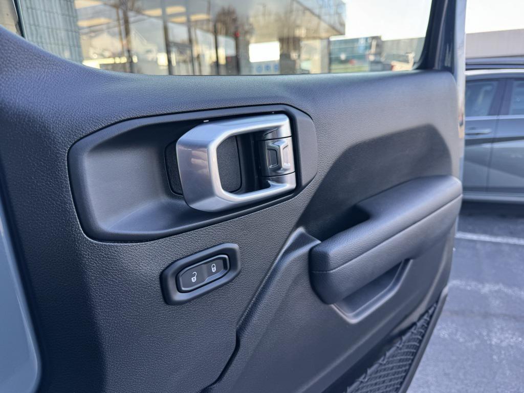 used 2024 Jeep Gladiator car, priced at $34,732