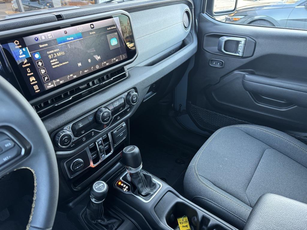 used 2024 Jeep Gladiator car, priced at $34,732