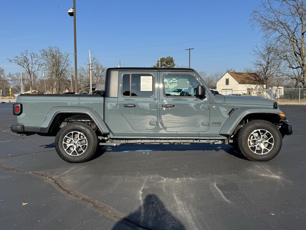 used 2024 Jeep Gladiator car, priced at $34,732