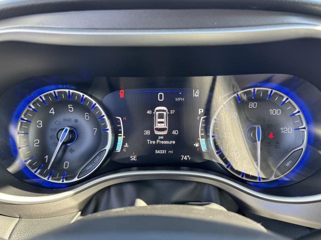 used 2024 Chrysler Pacifica car, priced at $26,302