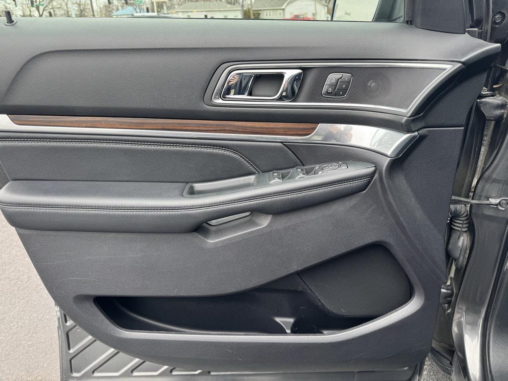 used 2019 Ford Explorer car, priced at $17,000