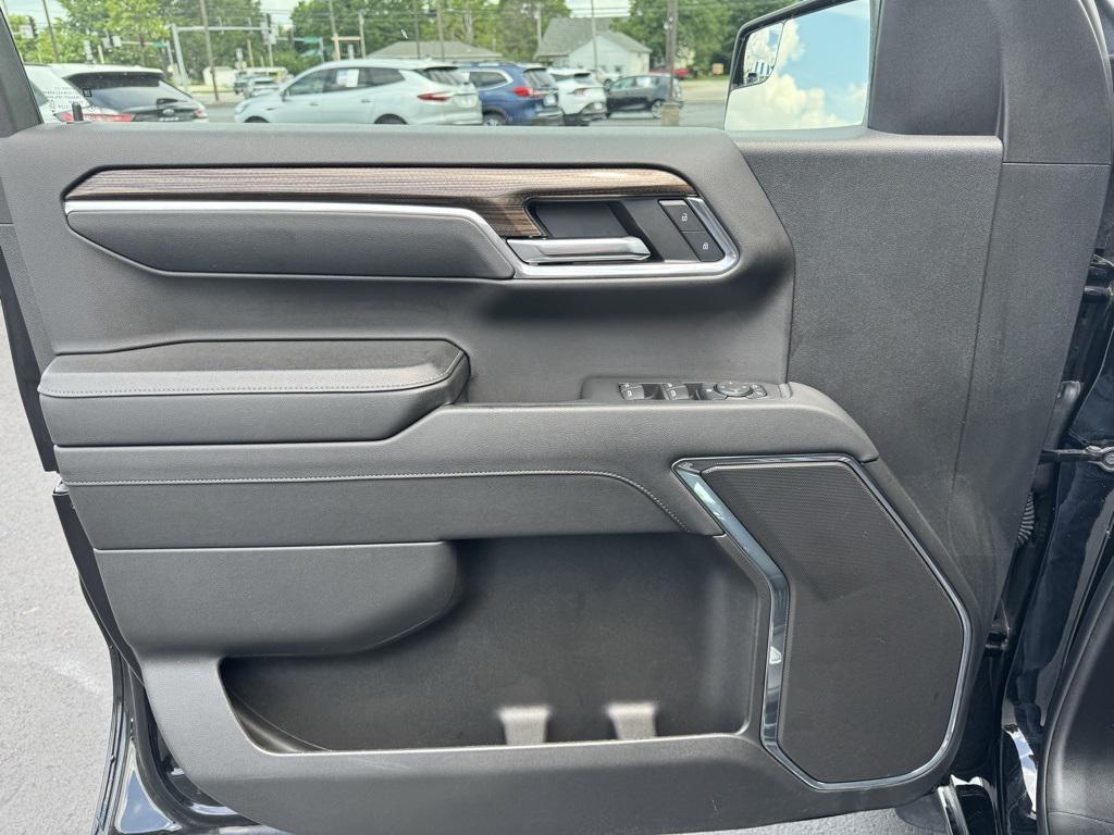 used 2024 Chevrolet Silverado 1500 car, priced at $40,543